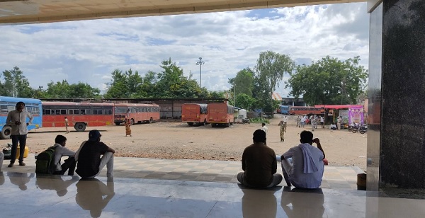 hingoli st bus stand